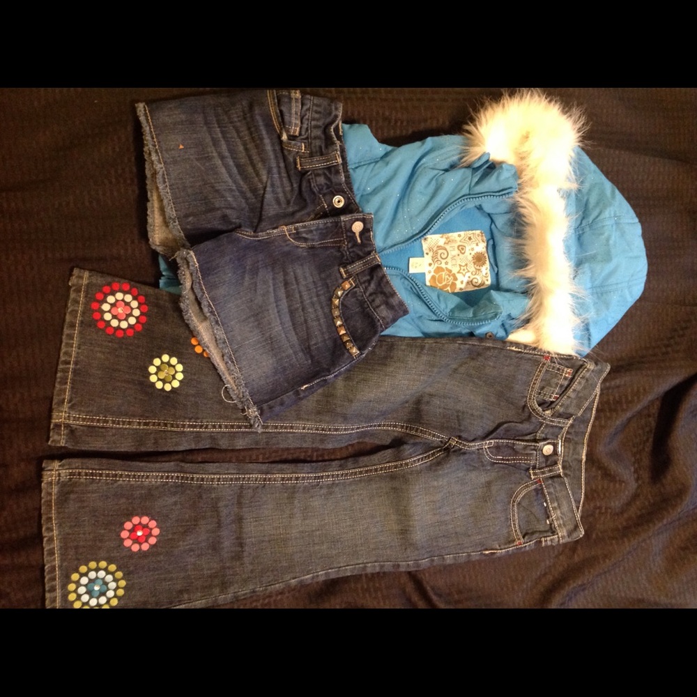Girls sleeveless coat jeans and shorts